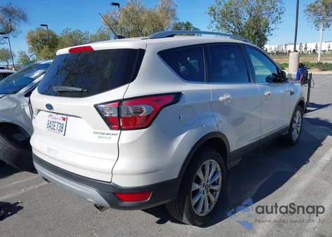 2017 Ford Escape Titanium из США, поврежденный, VIN 1FMCU0J93HUE73857